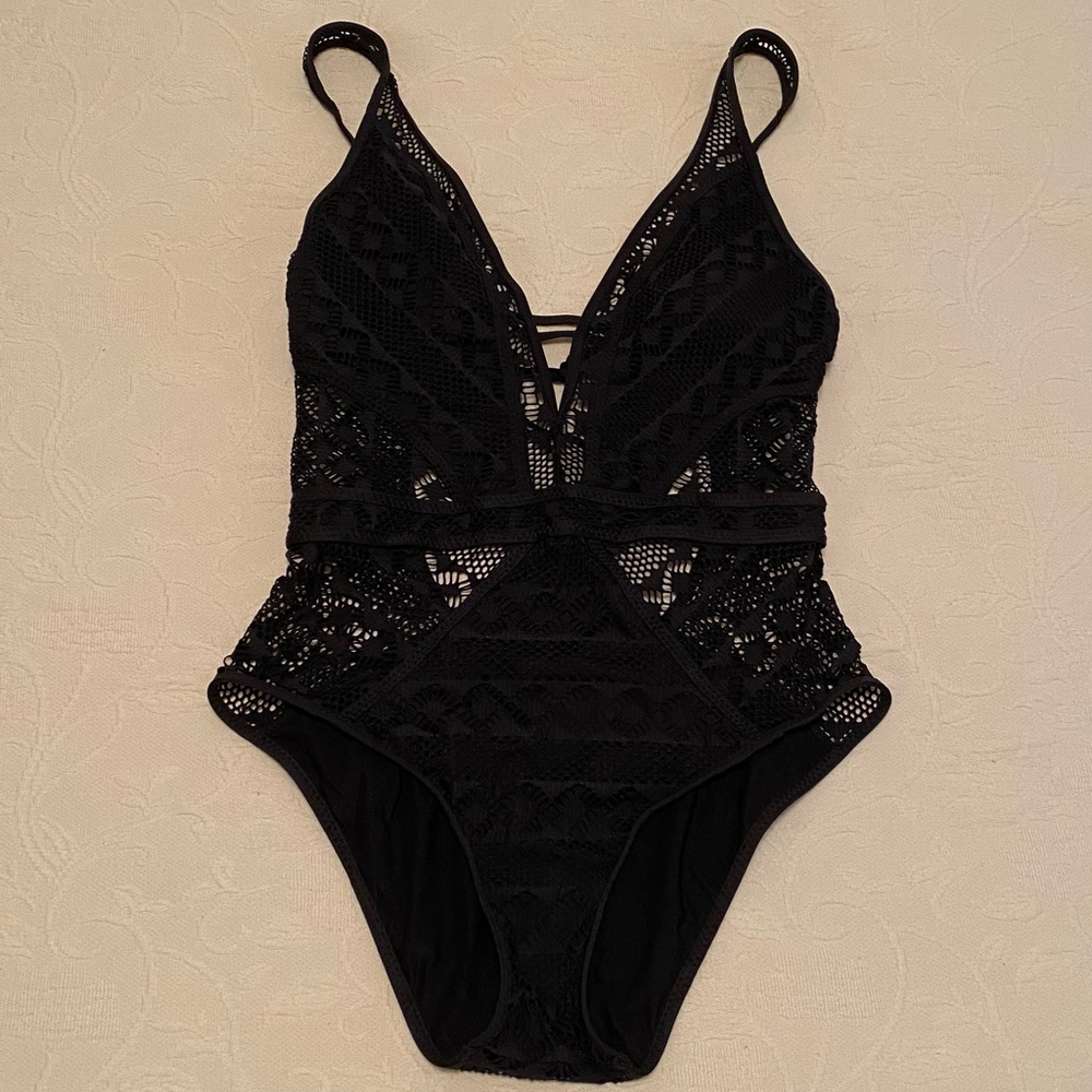 BECCA Swimwear